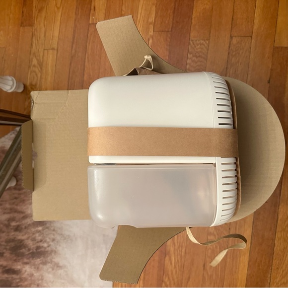 Canopy Bedside Humidifier 2.0 - Picture 3 of 14